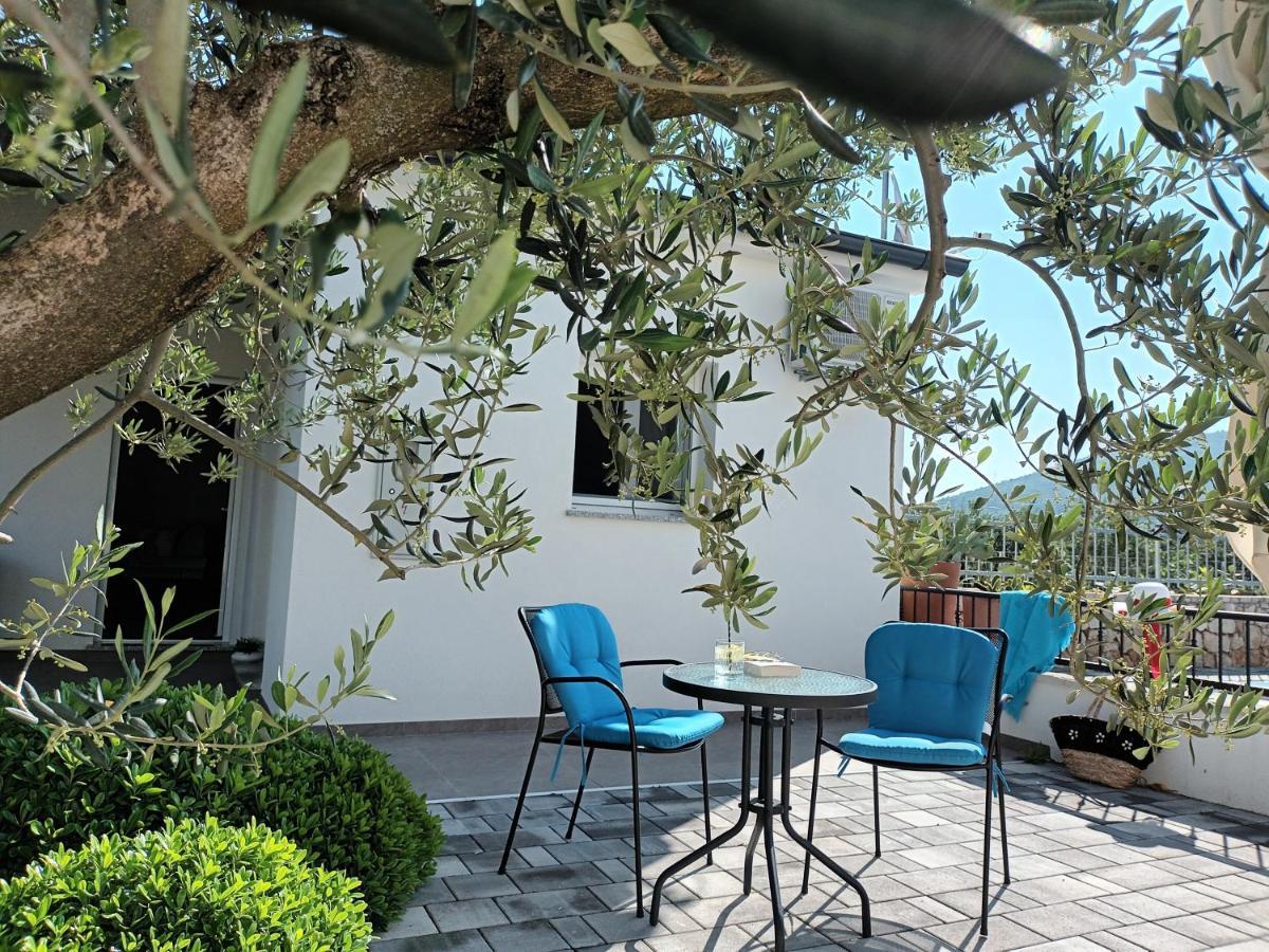 Holiday Home Mala Šibenik Exterior foto